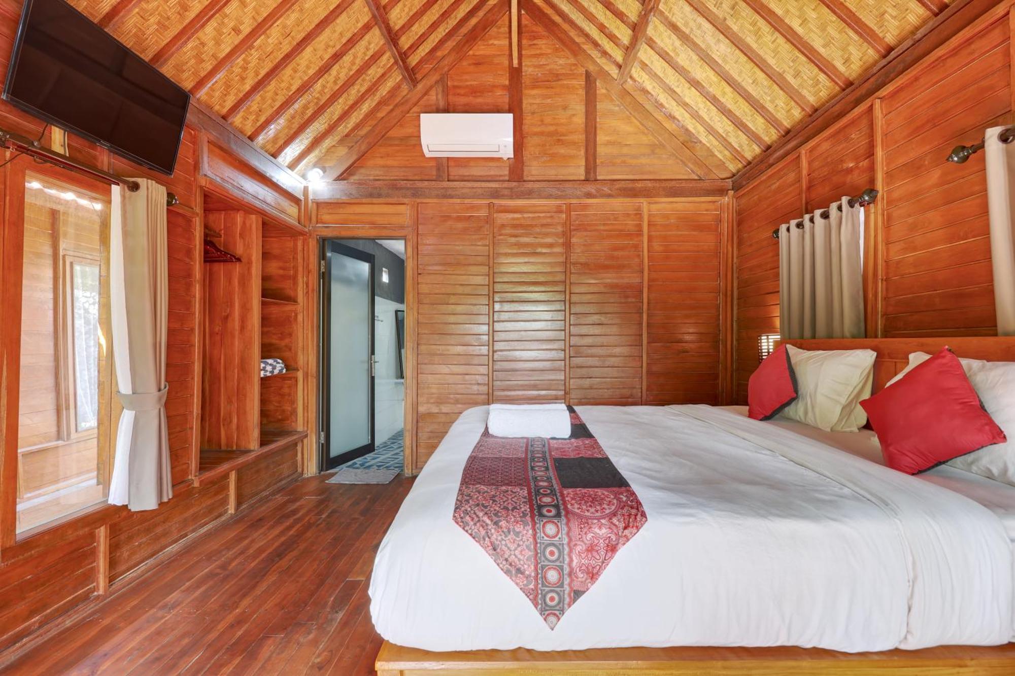 Ss Pangket Bungalow Toyapakeh Номер фото